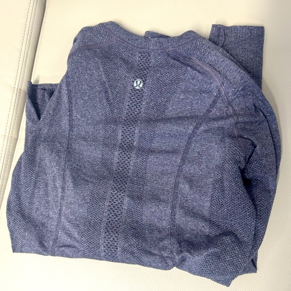 Lululemon Women’s Swiftly Tech Long-Sleeve Shirt, Size 4, Nightfall colour - Picture 1 of 6